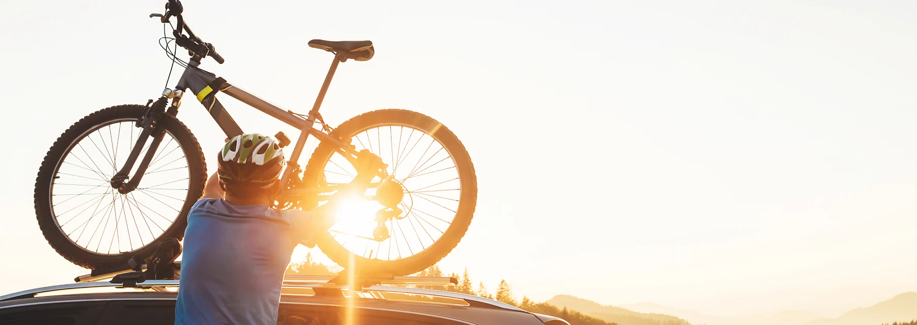 We stock the best range of bike racks from the world's leading manufacturers. Whether you want to carry your bike(s) on the car roof, tow bar, or rear door - we will have a solution for you.